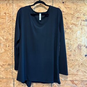 LuLaRoe Black long Sleeve